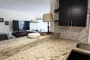 200 Leslie Dr, Hallandale Beach, FL 33009 - Photo 6