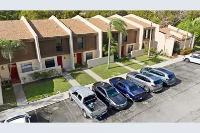 1270 NW 99th Ave #60, Pembroke Pines, FL 33024 - Photo 34
