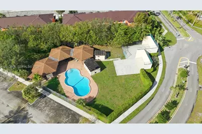 1270 NW 99th Ave #60, Pembroke Pines, FL 33024 - Photo 40