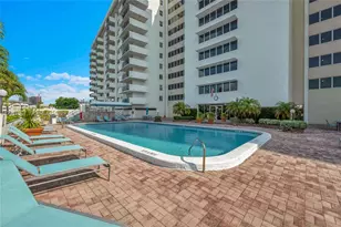 401 Golden Isles Dr, Hallandale Beach, FL 33009 - Photo 28