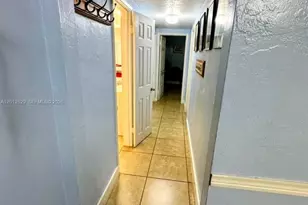 965 NE 146th St, North Miami, FL 33161 - Photo 6