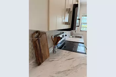 901 10th St #6, Miami Beach, FL 33139 - Photo 4