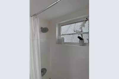 901 10th St #6, Miami Beach, FL 33139 - Photo 8