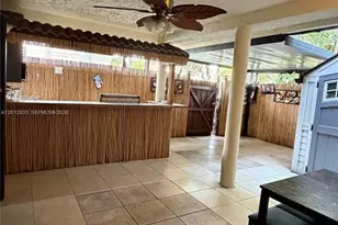 2450 W 67th Pl, Hialeah, FL 33016 - Photo 22