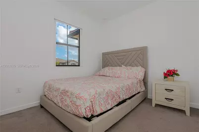 3323 W 106th Ter, Hialeah, FL 33018 - Photo 8