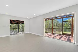 10065 NW 54th Terrace, Doral, FL 33178 - Photo 6