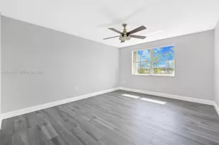10065 NW 54th Terrace, Doral, FL 33178 - Photo 20