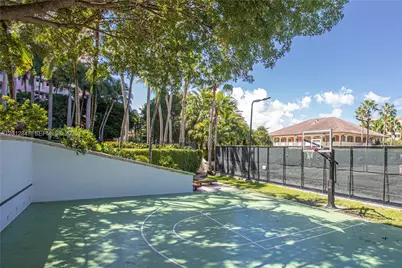 731 Crandon Blvd #308, Key Biscayne, FL 33149 - Photo 58