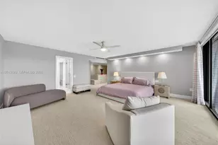 1 Grove Isle Dr, Miami, FL 33133 - Photo 22
