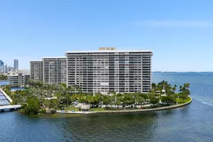 1 Grove Isle Dr, Miami, FL 33133 - Photo 32