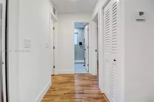 360 NE 116th St, Miami, FL 33161 - Photo 16