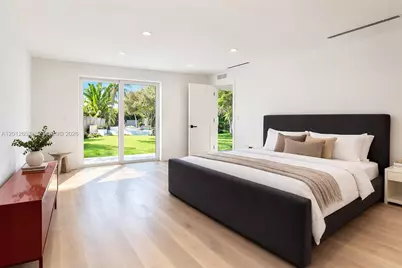 2416 NE 19th Ter, Wilton Manors, FL 33305 - Photo 4