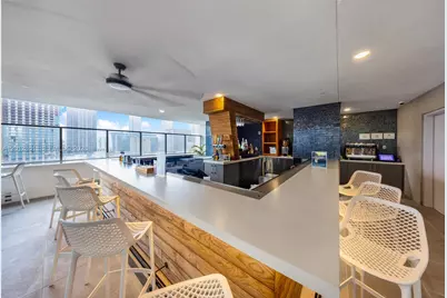 227 NE 2nd St #1909, Miami, FL 33132 - Photo 14