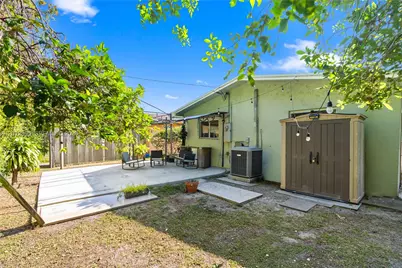 5300 NW 30th Pl, Miami, FL 33142 - Photo 22