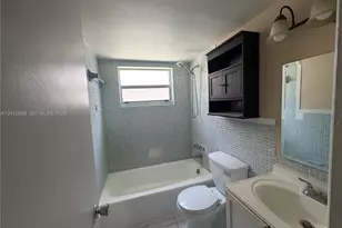 1702 McKinley St, Hollywood, FL 33020 - Photo 20