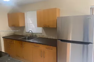 1702 McKinley St, Hollywood, FL 33020 - Photo 6