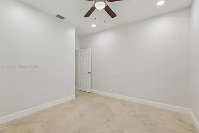 1290 Camellia Ln, Weston, FL 33326 - Photo 36