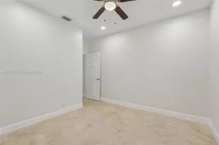 1290 Camellia Ln, Weston, FL 33326 - Photo 36