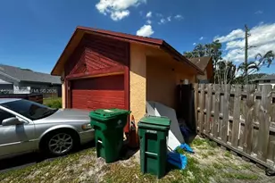 8700 SW 56th Ct, Cooper City, FL 33328 - Photo 14