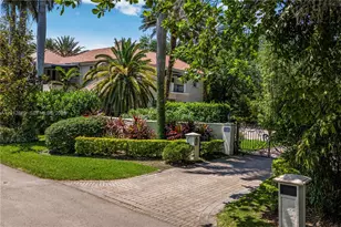 6801 SW 94th St, Pinecrest, FL 33156 - Photo 2