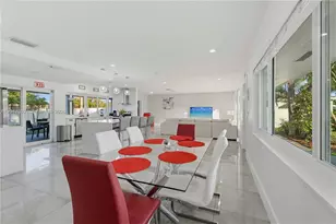 632 S Crescent Dr, Hollywood, FL 33021 - Photo 10