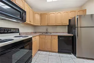 7829 Miller Dr, Miami, FL 33155 - Photo 4