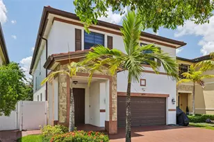 10594 W 35th Ln, Hialeah, FL 33018 - Photo 6