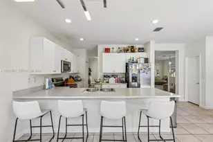 10594 W 35th Ln, Hialeah, FL 33018 - Photo 24