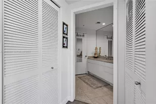 848 Brickell Key Dr, Miami, FL 33131 - Photo 20