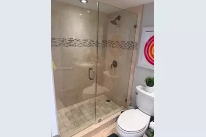 2333 Brickell Ave #812, Miami, FL 33129 - Photo 20