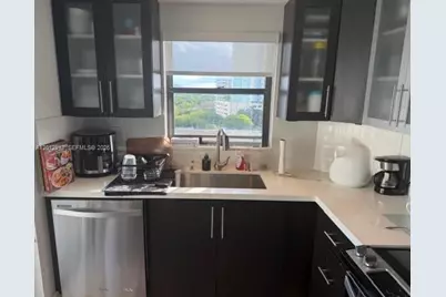 2333 Brickell Ave #812, Miami, FL 33129 - Photo 6