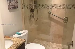 2333 Brickell Ave, Miami, FL 33129 - Photo 16