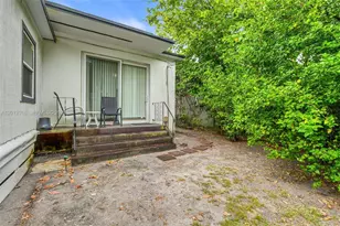 79 NW 143rd St, Miami, FL 33168 - Photo 34