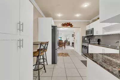 79 NW 143rd St, Miami, FL 33168 - Photo 8