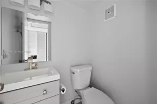 3023 Cambridge B, Deerfield Beach, FL 33442 - Photo 14