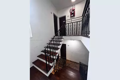 319 W 28th St #15, Miami Beach, FL 33140 - Photo 6