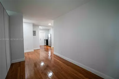7325 Carlyle Ave #10, Miami Beach, FL 33141 - Photo 2