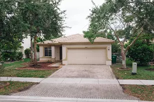 4595 SW 125th Ln, Miramar, FL 33027 - Photo 4