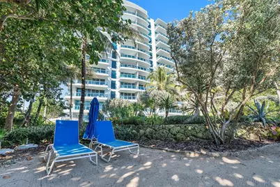 9401 Collins Ave #505, Surfside, FL 33154 - Photo 38