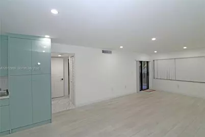 240 W Park Dr #108-4, Miami, FL 33172 - Photo 14