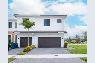 10807 SW 232nd Ter, Homestead, FL 33032 - Photo 1