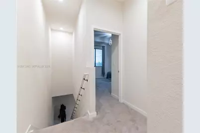 10807 SW 232nd Ter, Homestead, FL 33032 - Photo 14