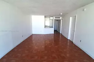 1770 NE 191st St, Miami, FL 33179 - Photo 18