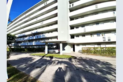 1770 NE 191st St #813-1, Miami, FL 33179 - Photo 6