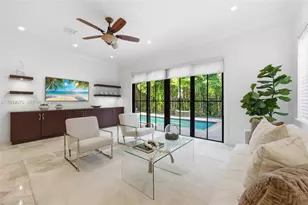 1704 NE 1st St, Fort Lauderdale, FL 33301 - Photo 2