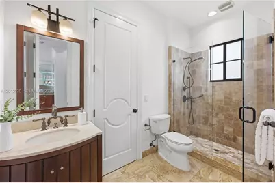 1704 NE 1st St, Fort Lauderdale, FL 33301 - Photo 26