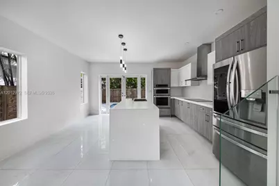 3142 Carter St #3142, Miami, FL 33133 - Photo 14