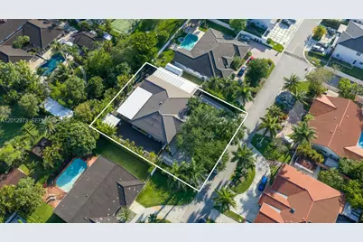 10570 SW 56th Ter, Miami, FL 33173 - Photo 6