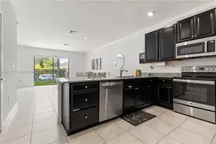 10972 SW 235th Ln, Homestead, FL 33032 - Photo 6