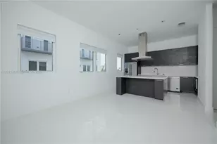 9165 NW 33rd St, Doral, FL 33172 - Photo 12